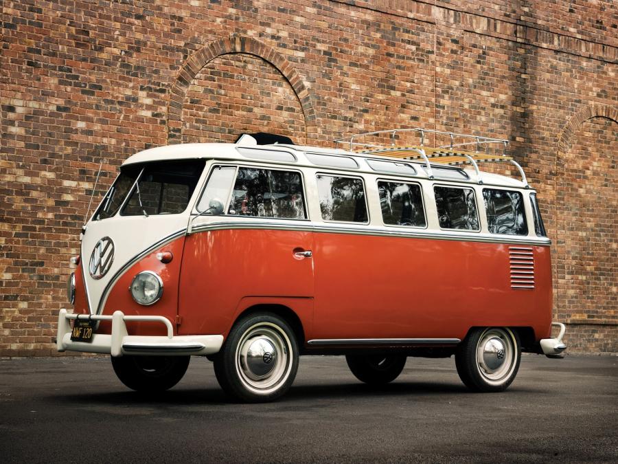  Volkswagen T1 Deluxe Samba Bus 1951 года  (фото 1 из 25)